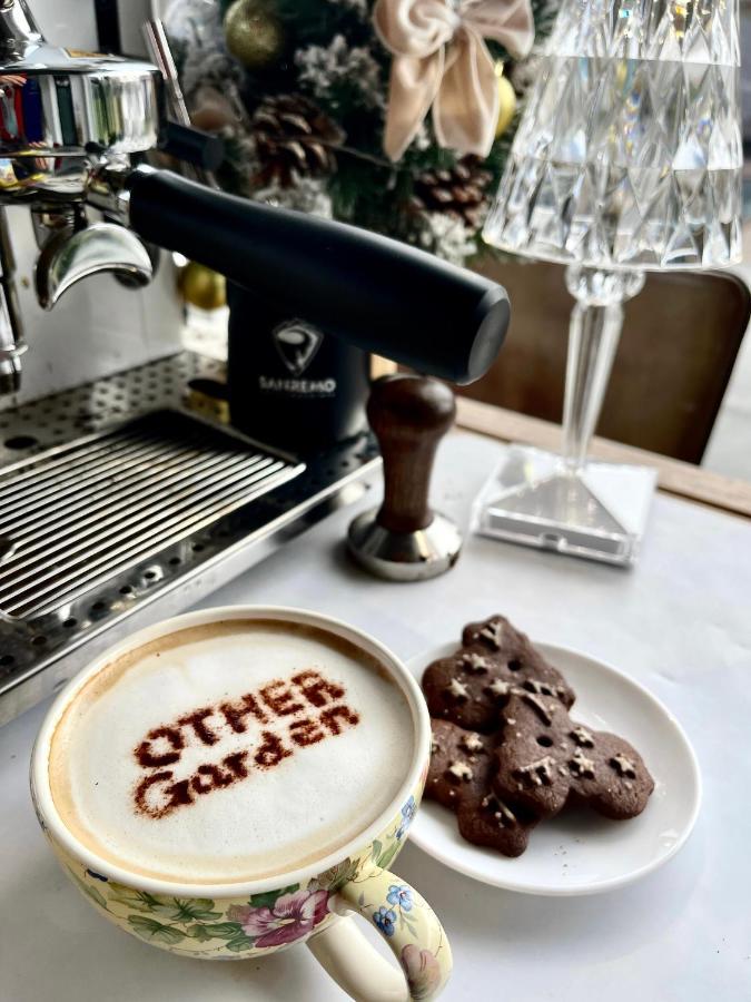Other Garden - Luxury Bed And Breakfast ロー エクステリア 写真